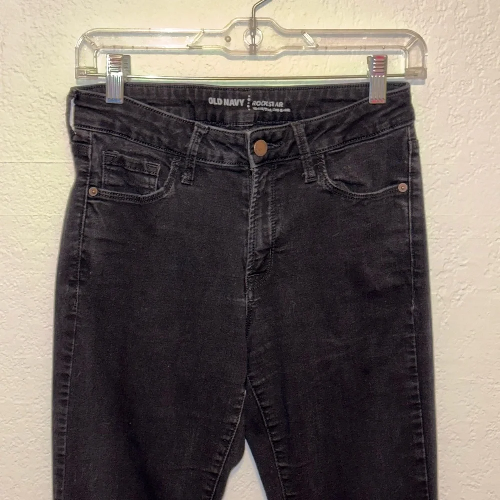 Old Navy Rockstar Mid-Rise Black Skinny Jeans (Size 8 Long)